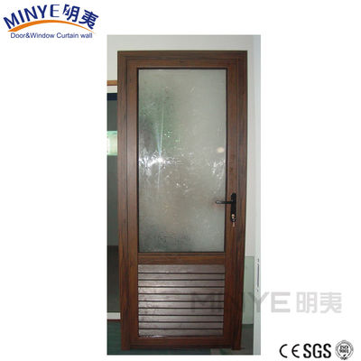 Elegante conception intérieure porte de salle de bain en aluminium avec ventilation et option de couleur bois