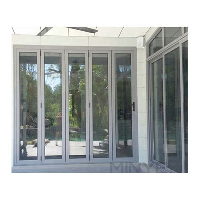Finition de la porte pliante en PVC pour la salle de bains