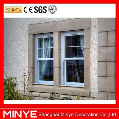 Conception de grille de fenêtre coulissante verticale en UPVC/PVC étanche au vent pour la fonctionnalité de salon
