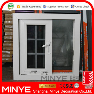 REHAU fenêtre coulissante en PVC personnalisable et durable avec grilles en acier inoxydable