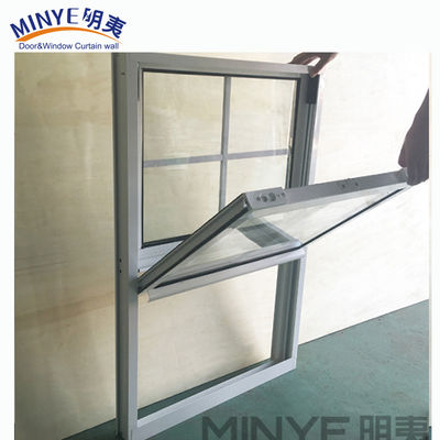 fenêtre coulissante verticale en vinyle de Shanghai avec acier et matériel de renforcement de 1,2 mm