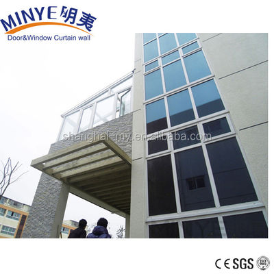Murs de rideaux en verre structuraux de façade ventilée en aluminium pour la conception personnalisée de villas