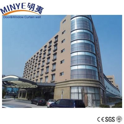 Murs de rideaux en verre structuraux de façade ventilée en aluminium pour la conception personnalisée de villas