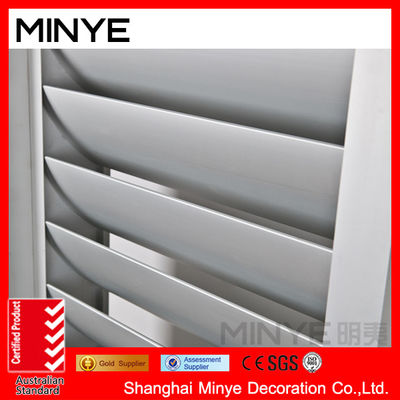 Motifs d'ouverture horizontale Cadre d'aluminium Volets de conception ronde pour les volets circulaires