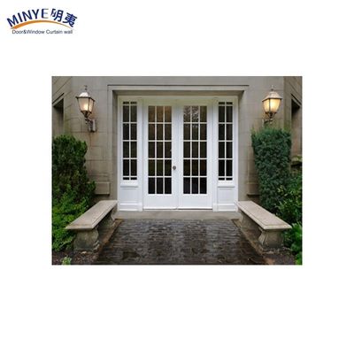 Porte d'entrée en PVC et en UPVC en bois naturel