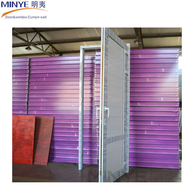 Matériau principal PVC couleur blanche porte à douille en PVC/pvc avec porte unique en planches fixes