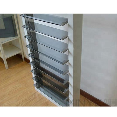 Fenêtre de volet en verre gris teinté commercial avec profilé en aluminium réglable et écran de mouche