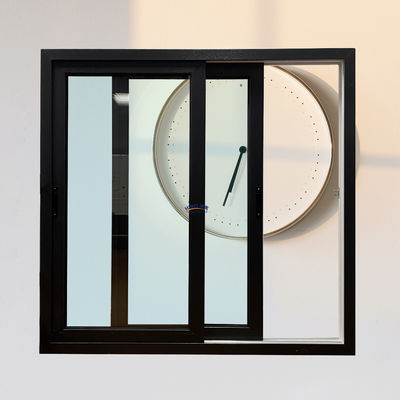 Fenêtre coulissante en UPVC respectueuse de l'environnement pour une haute résistance et un design de cuisine moderne