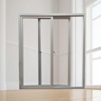 Porte coulissante en UPVC haute résistance avec un bon scellement et des matériaux respectueux de l'environnement