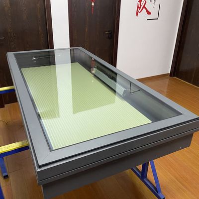 Fenêtre en aluminium de conception postmoderne avec une épaisseur de 1,4-2,0 mm