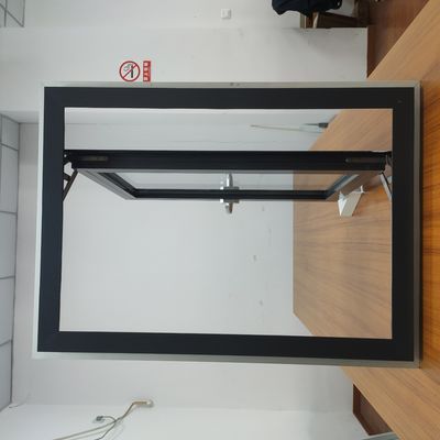 Fenêtre en alliage d'aluminium de conception moderne pour sceller le balcon contre un fort typhon