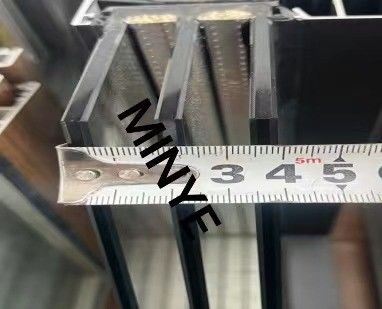 Porte à empilement coulissante allemande avec triple vitrage sur mesure et économie d'énergie