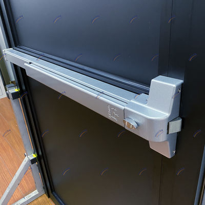 Améliorez vos portes extérieures avec une porte à pivot unique en aluminium noir d'une épaisseur de 2,0 mm