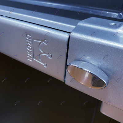 Améliorez vos portes extérieures avec une porte à pivot unique en aluminium noir d'une épaisseur de 2,0 mm