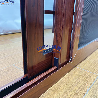 fenêtre coulissante en aluminium à grain de bois avec double verre trempé et espaceur intégré