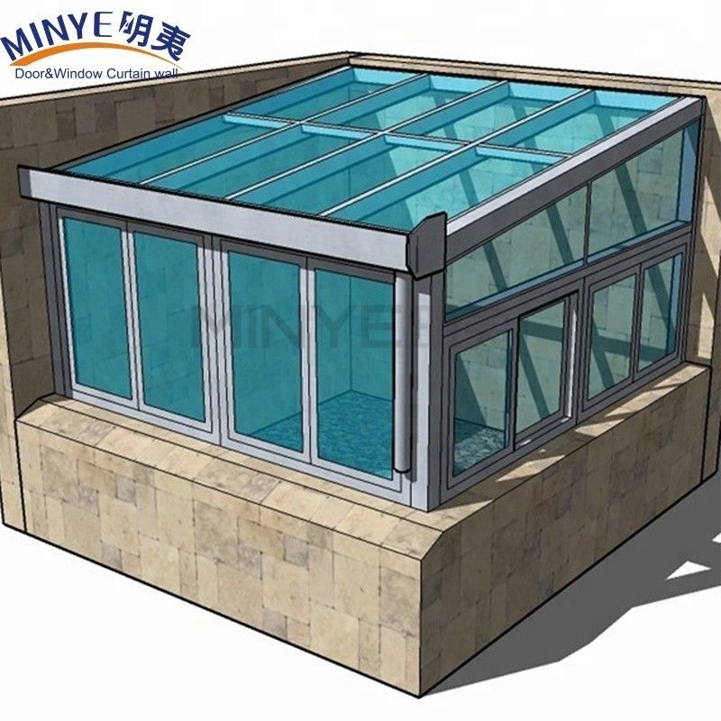 Maison en verre pour toutes les saisons avec un toit plat et un toit isolé en aluminium