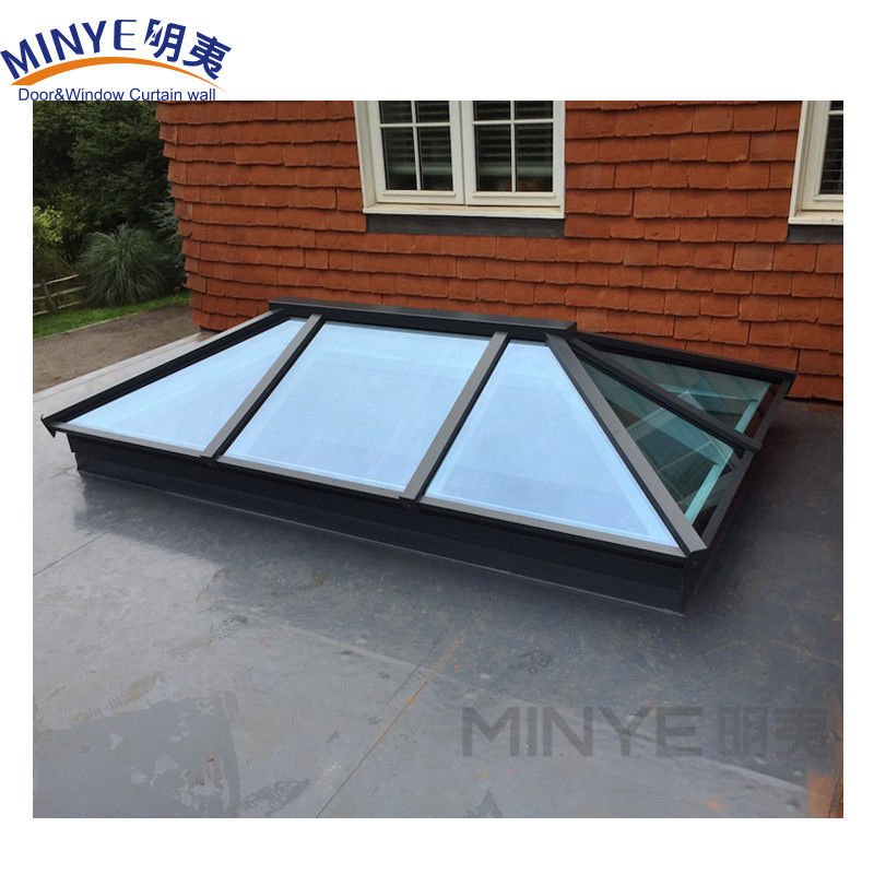 L'ombre de fenêtre suspendue ouverte en poudre enduite d'aluminium