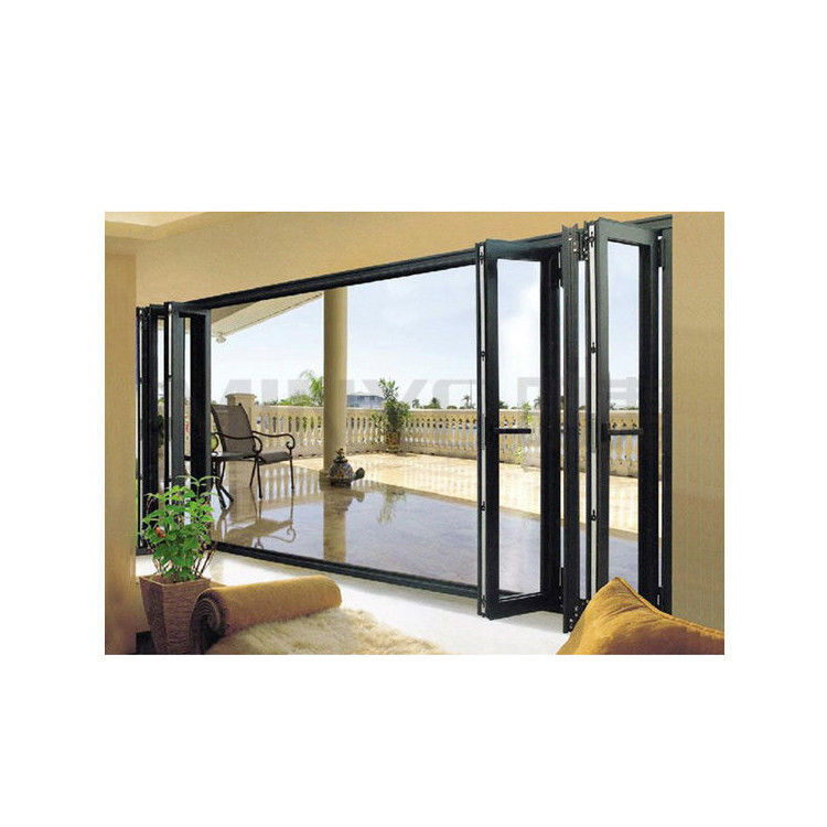 Projet de rénovation d'une porte d'entrée en PVC coulissante.