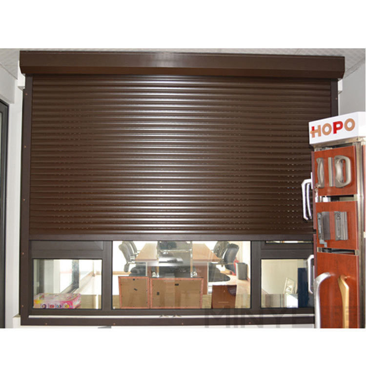 Surface finie portes de garage intérieures de design japonais avec alliage d'aluminium 6063-T5