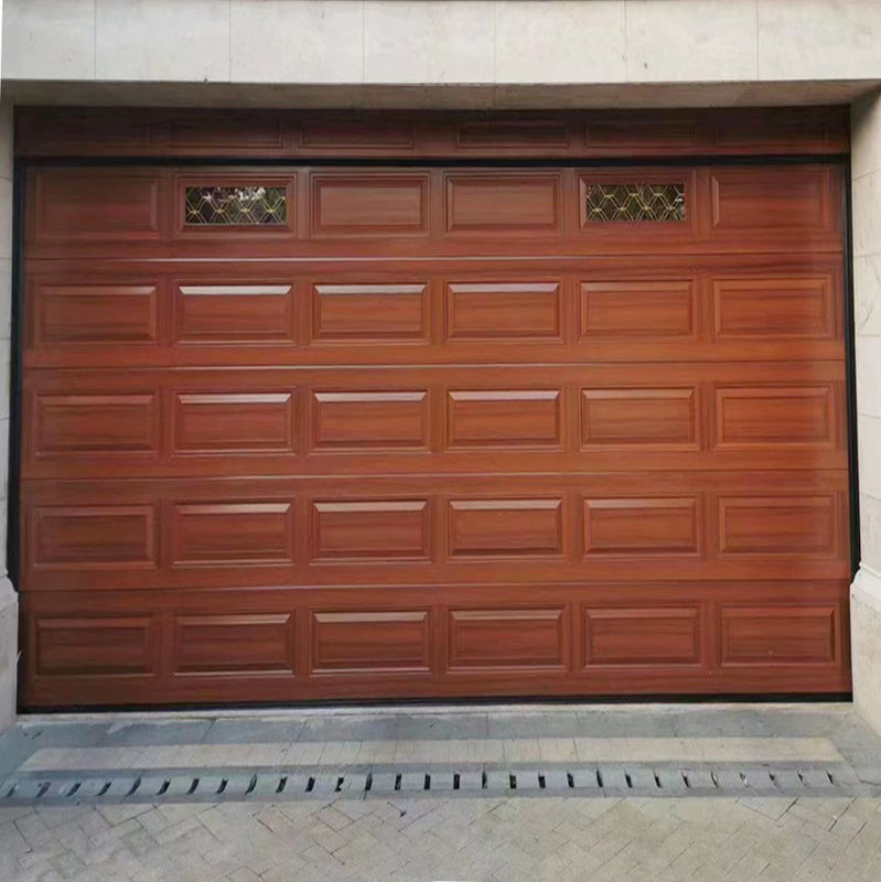 Porte de garage en aluminium de style moderne pour la durabilité et la fiabilité